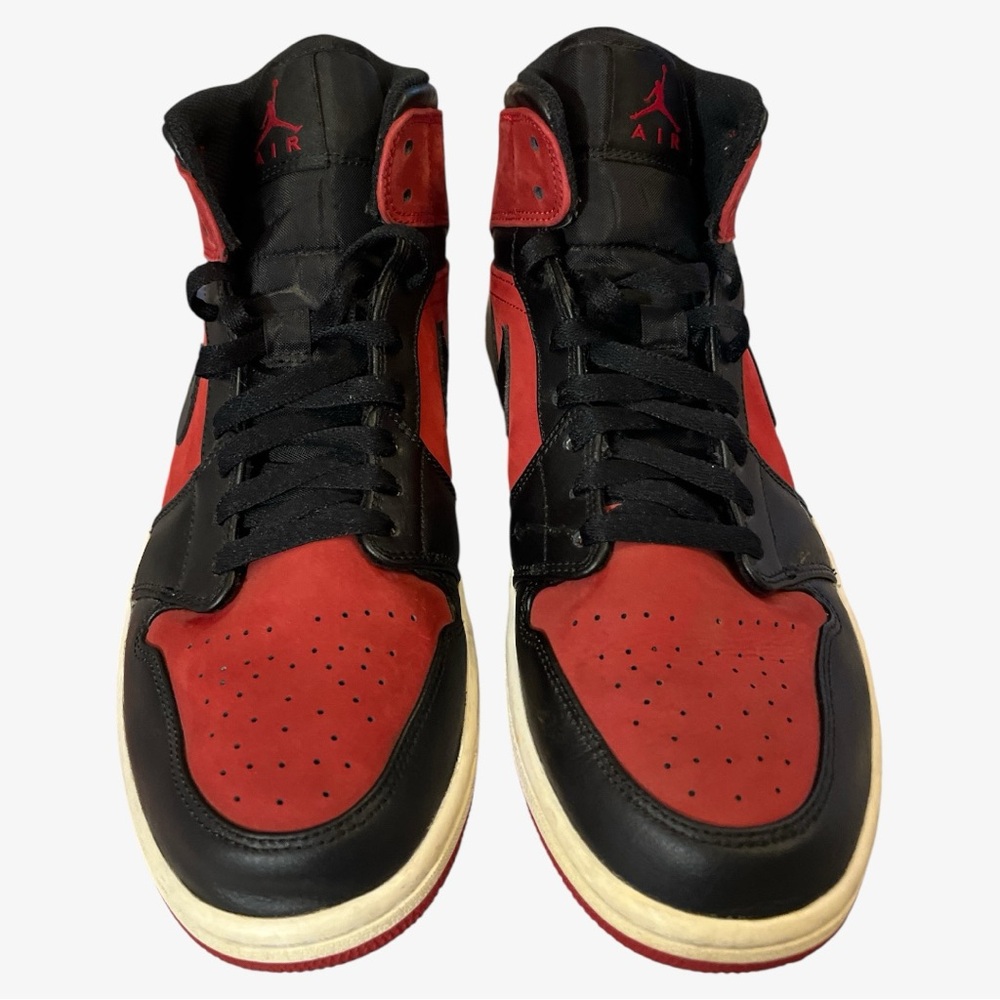 Air Jordan Mid 1 Black and Red High-Top Sneakers 6/20/18 554724-610 - Picture 5 of 8